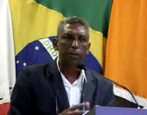 Vereador levanta suspeita que Sindicato Rural promotor da DIVINAEXPO possa estar praticando tráfico de influência para não cumprir Lei nilmar sind
